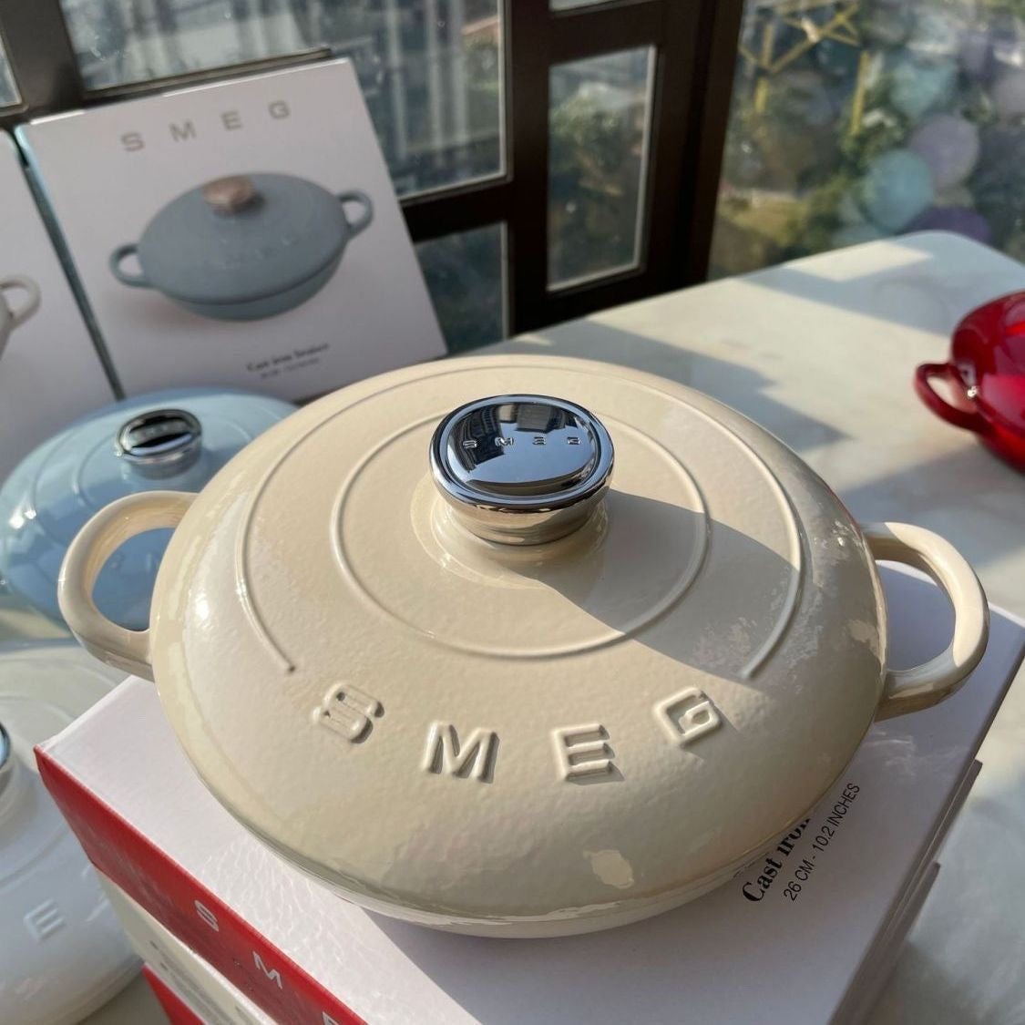 Smeg casserole pot 26cm 2.2L, cast iron pot retro with lid enamel
