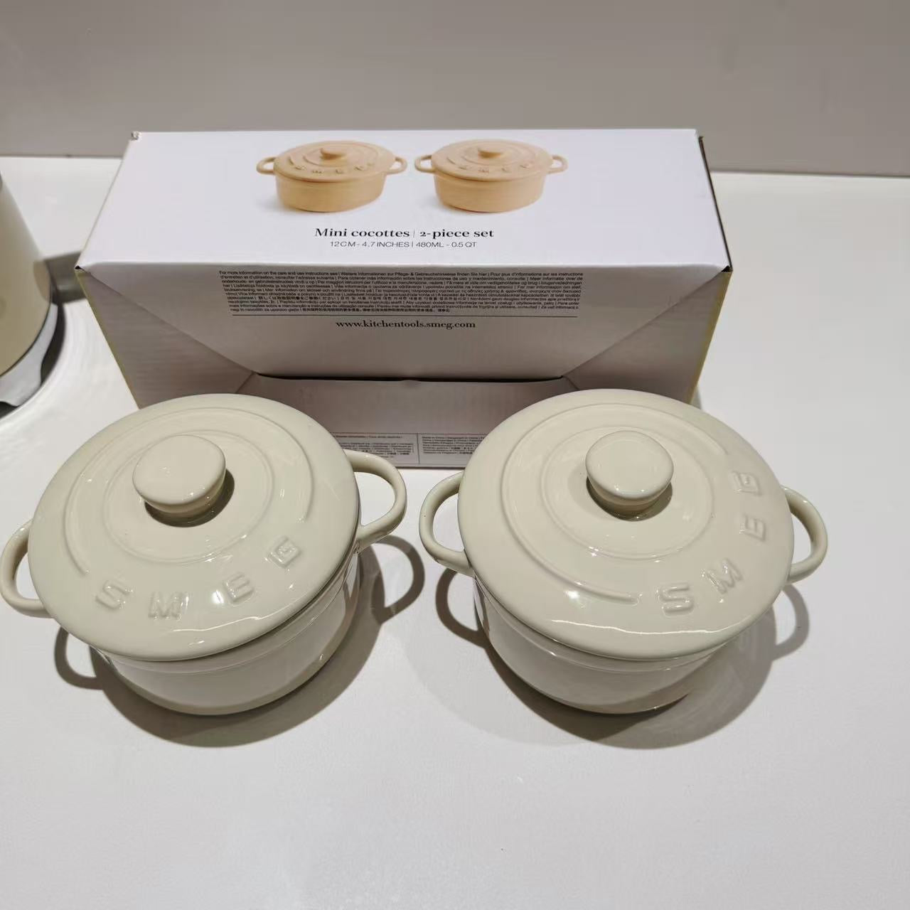 SMEG Home Kitchen Ceramic mini cocottes     12cm each 2 pc set