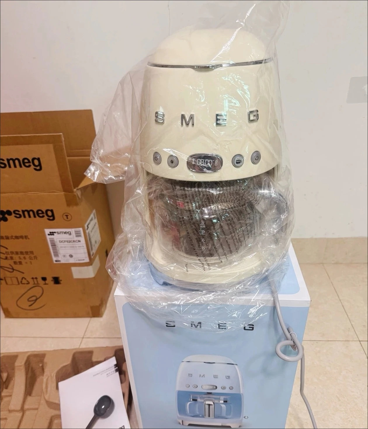 Italy SMEG DCF02 SMEG retro home self-sufficient American coffee machine
