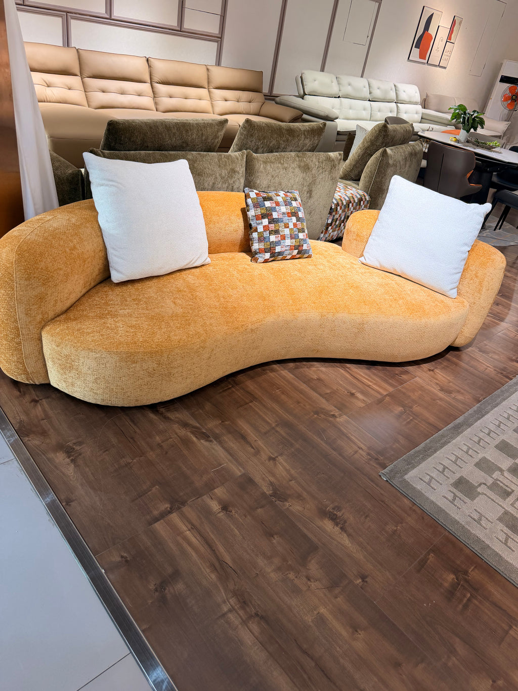 2.8 meters sofa