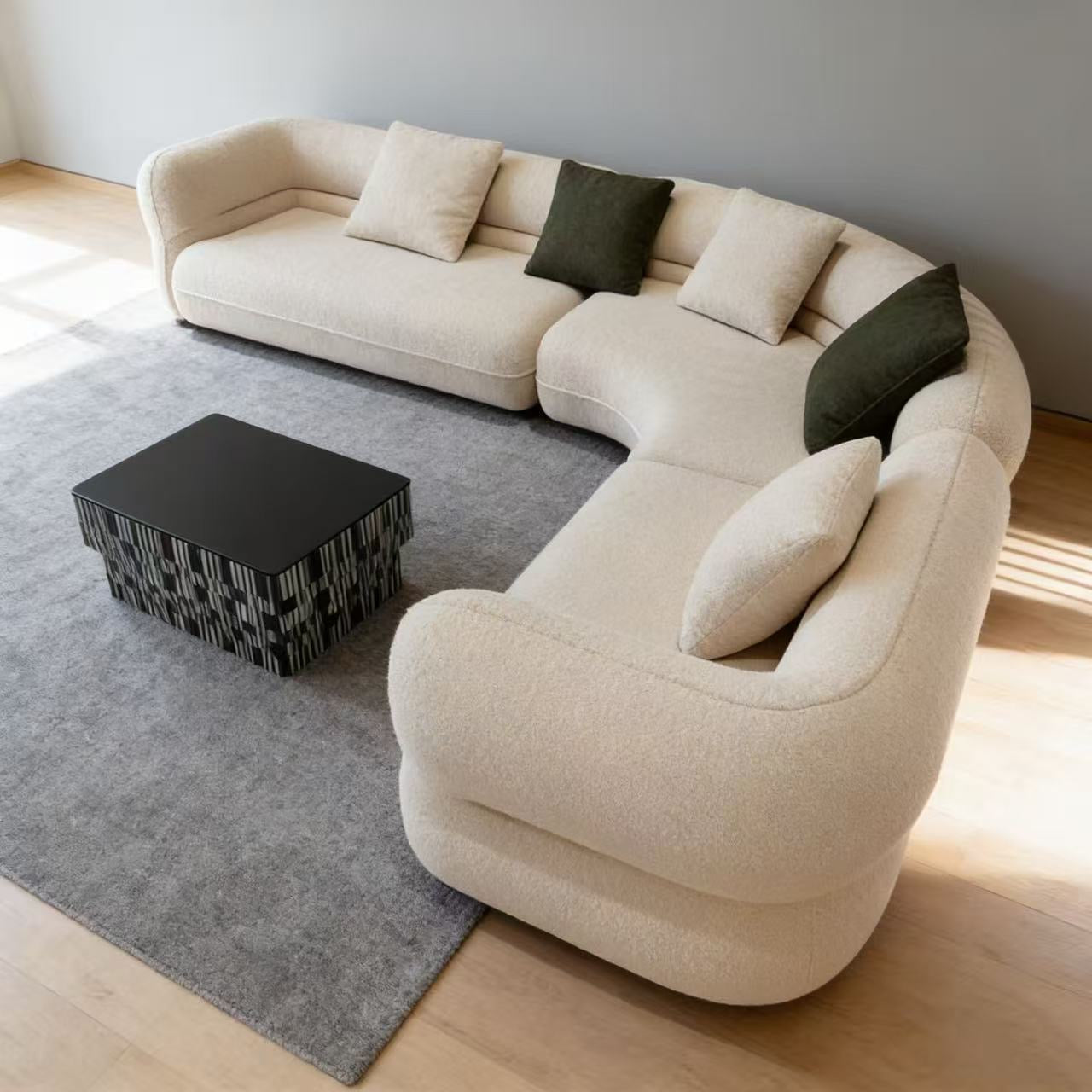 GIOVANNI SECTIONAL SOFA