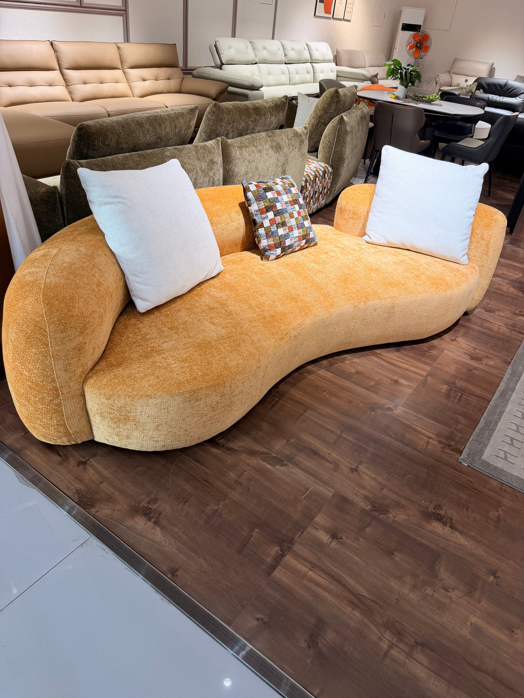 2.8 meters sofa
